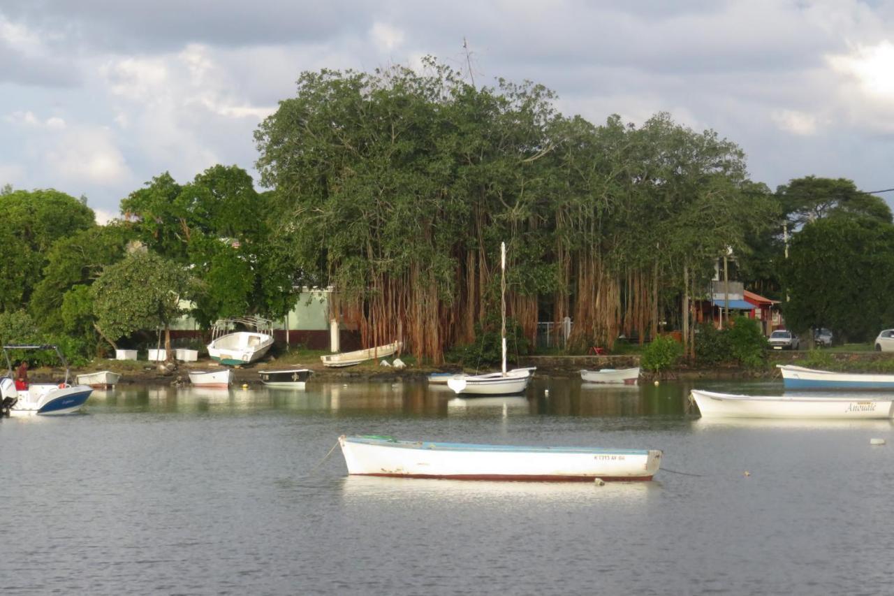Sacha Tourist Residence 2 Mahebourg Bagian luar foto